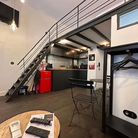 Apartment Center W Mezzanine 5min From Palace