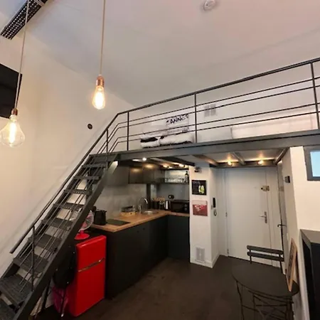 Center W Mezzanine 5min From Palace Apartment *